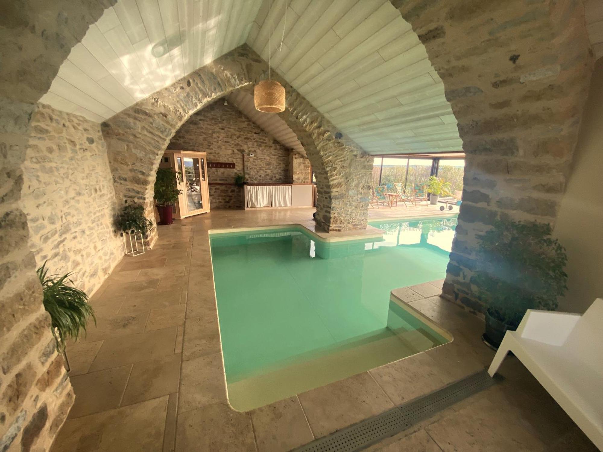 Les Caselles, Gite Et Maison D'Hotes Saint-Beauzely Zewnętrze zdjęcie
