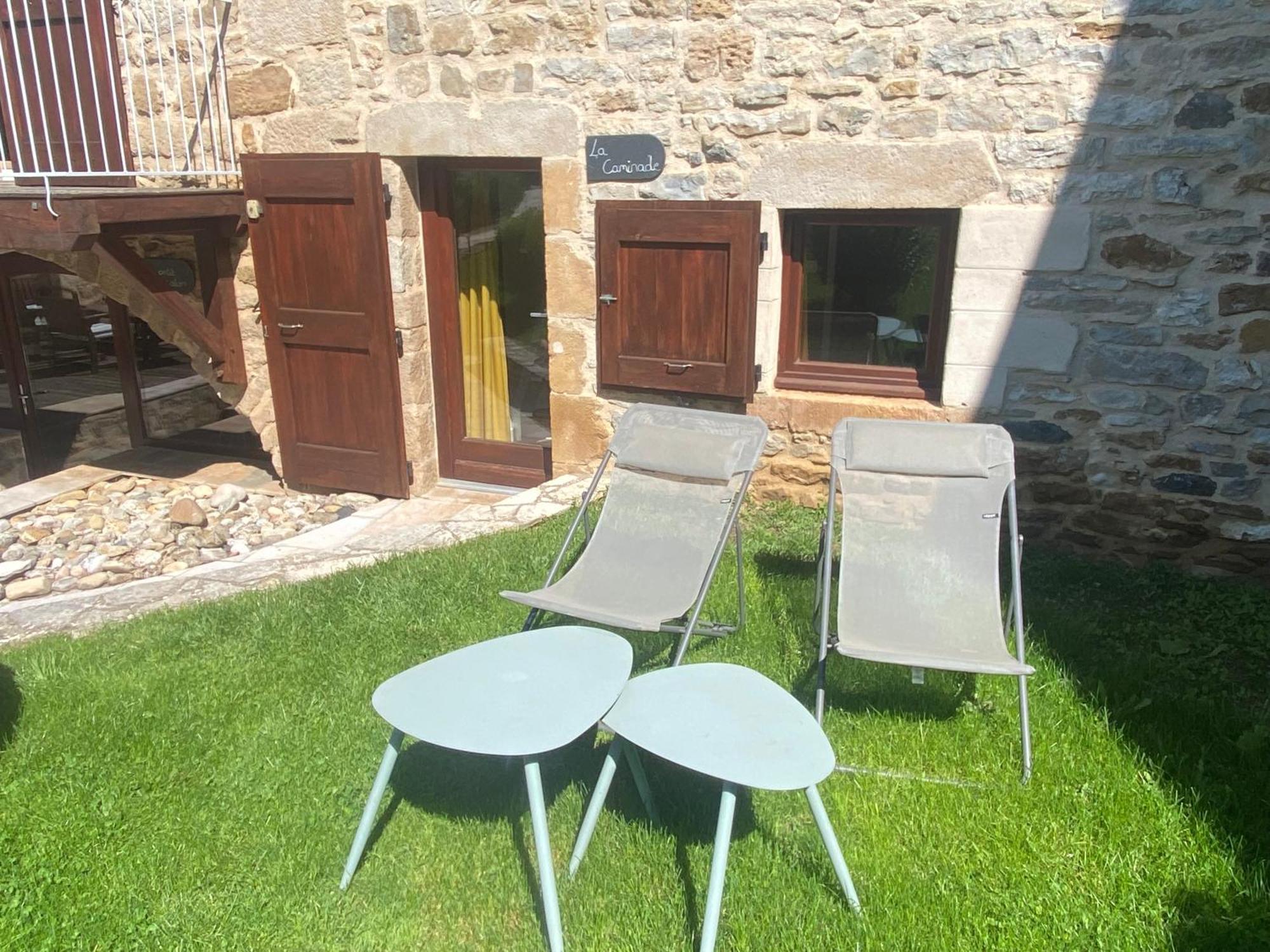 Les Caselles, Gite Et Maison D'Hotes Saint-Beauzely Zewnętrze zdjęcie