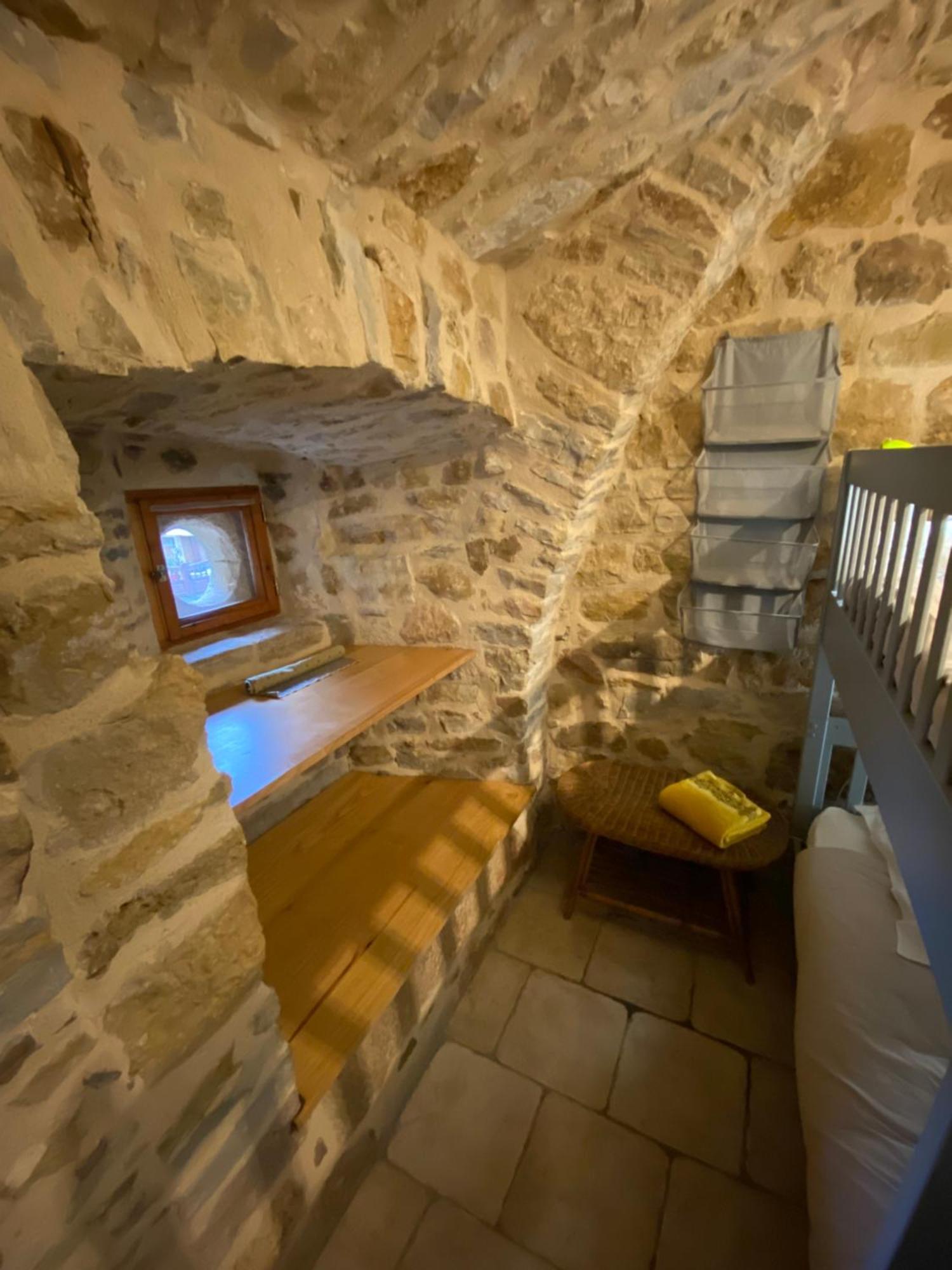 Les Caselles, Gite Et Maison D'Hotes Saint-Beauzely Zewnętrze zdjęcie