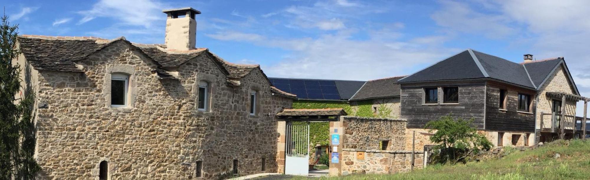 Les Caselles, Gite Et Maison D'Hotes Saint-Beauzely Zewnętrze zdjęcie